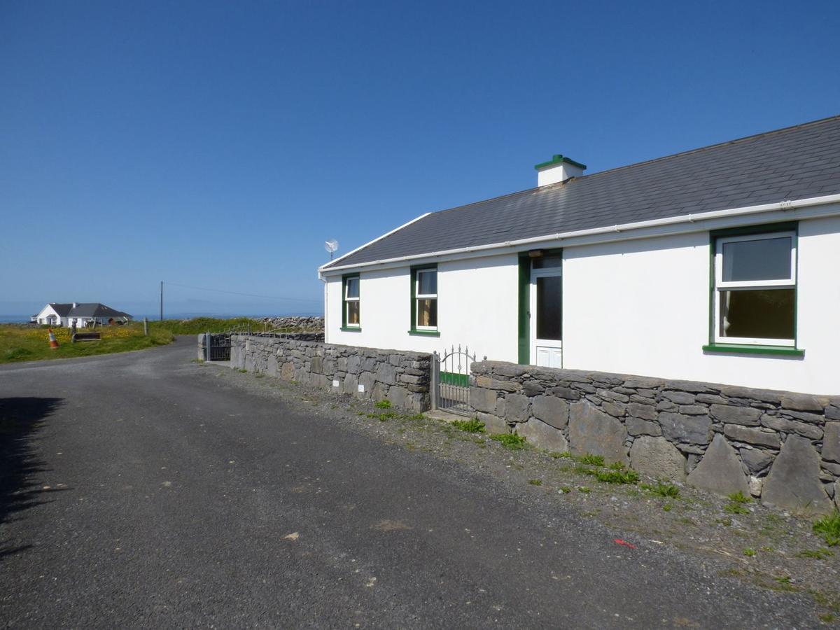 Seaview Cottage Ballyvaughan Exterior photo